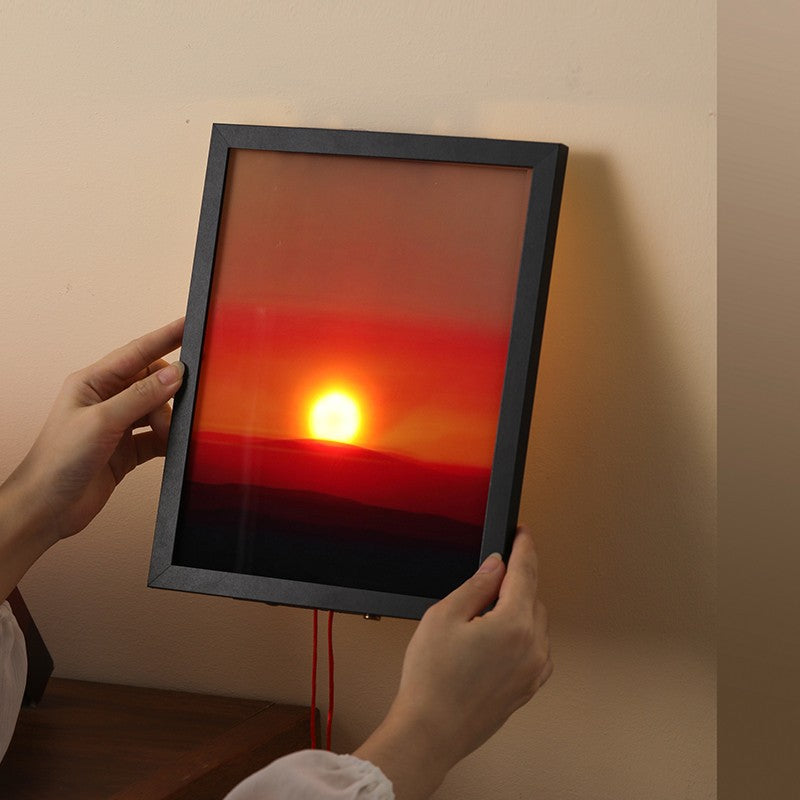 Kinetyczna lampa z motywem słońca